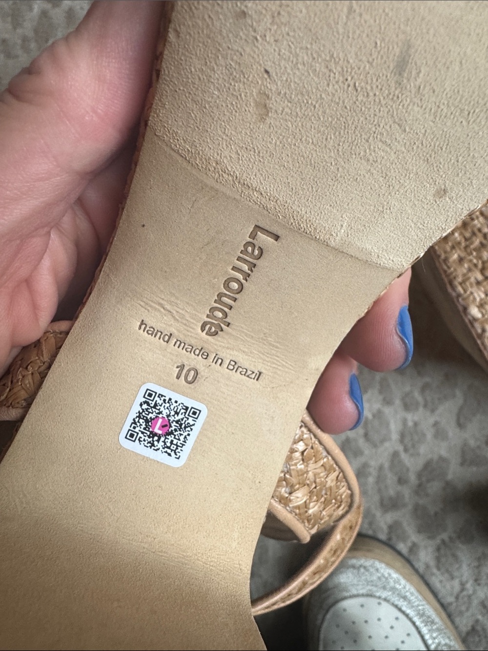 Larroude Dolly Verona Low Sandal In Natural Raffia and Beige Leather, size 10 - Picture 6 of 10